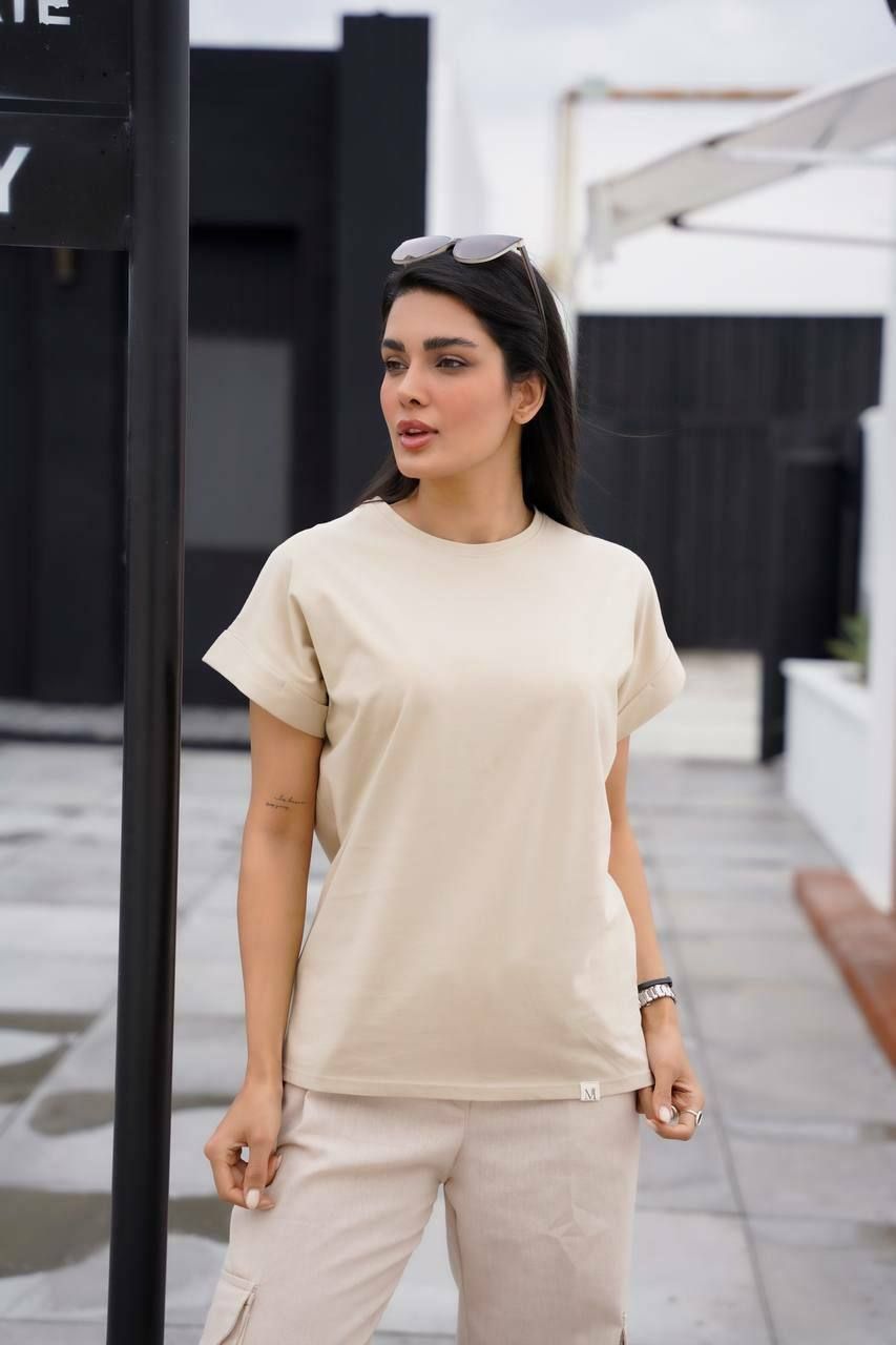 تی‌شرت زنانه اسپرت نخ پنبه آستین سرخود مدل پاکتی
